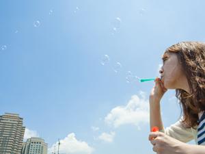 沖縄県那覇市に位置する東横INN那覇おもろまち駅前の魅力と利用ガイド